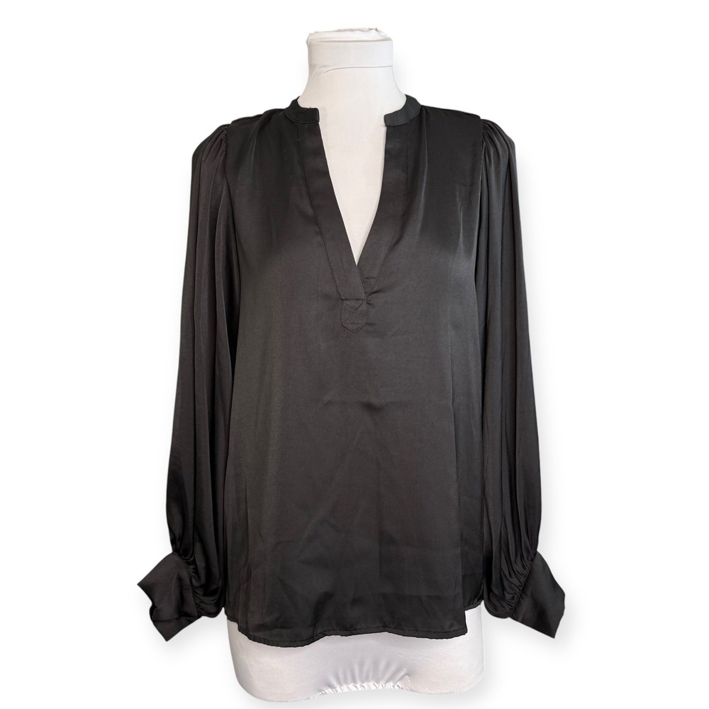 Vine & Love Black Long Sleeve V Neck Blouse Top Womens Size S‎